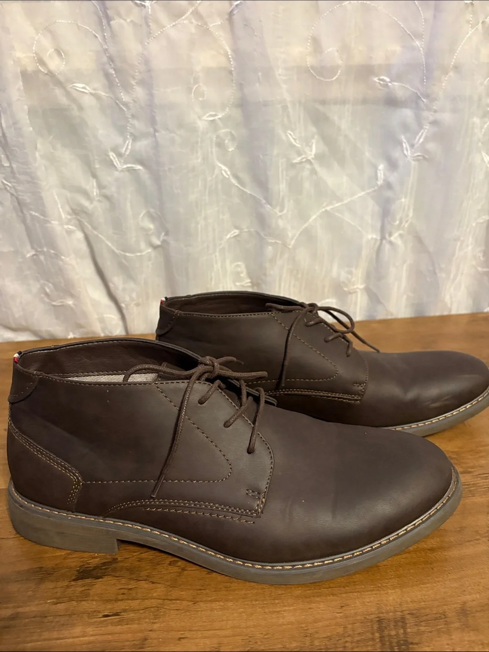 Izod Men's Dark Brown Leather Chukka Lace-Up Boots